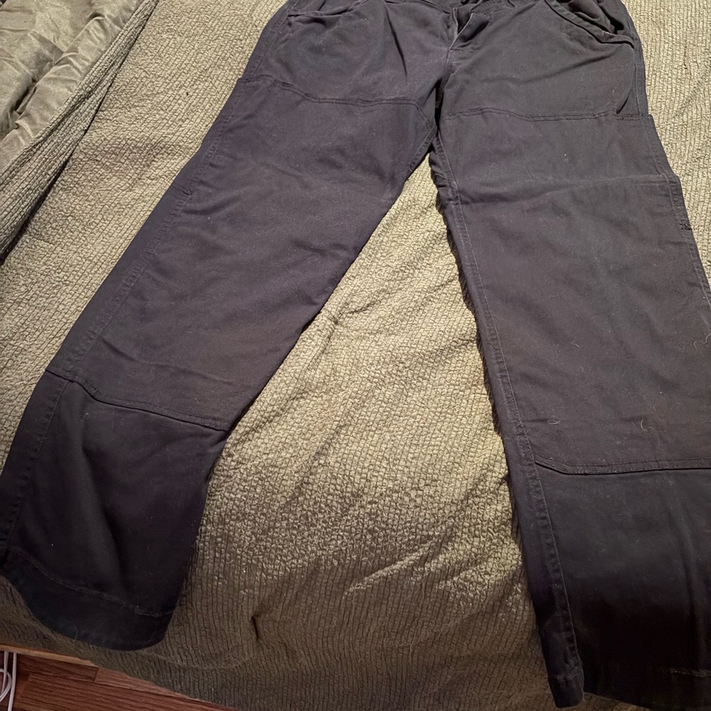 Men's Classic Black Cargo Pants